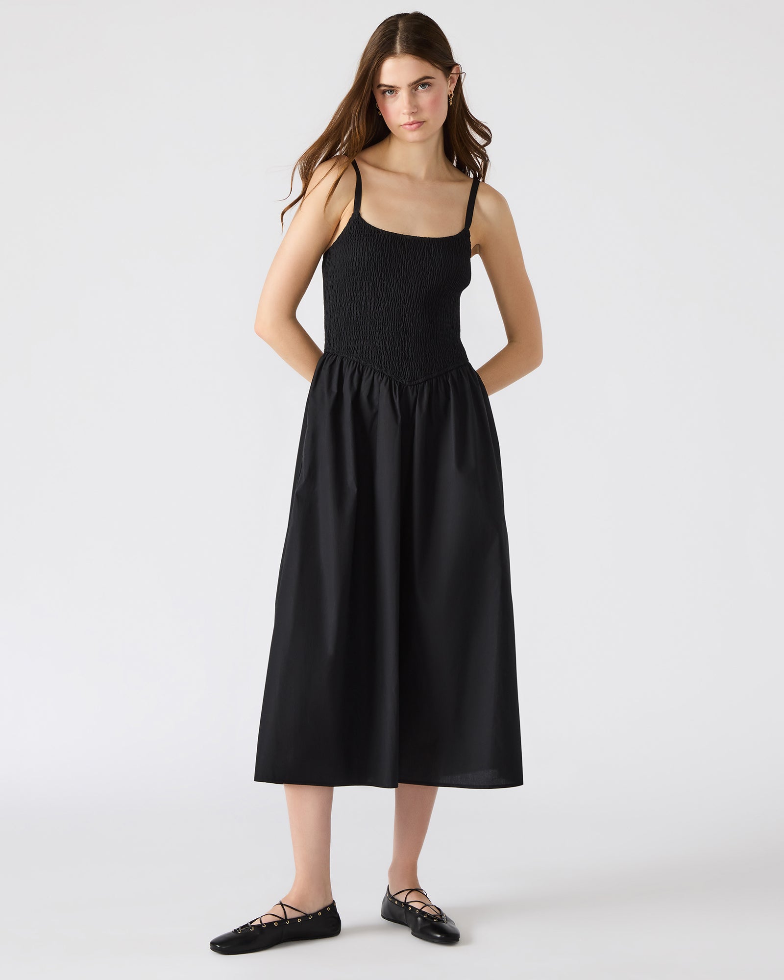 CODIE Black Flowy Midi Dress
