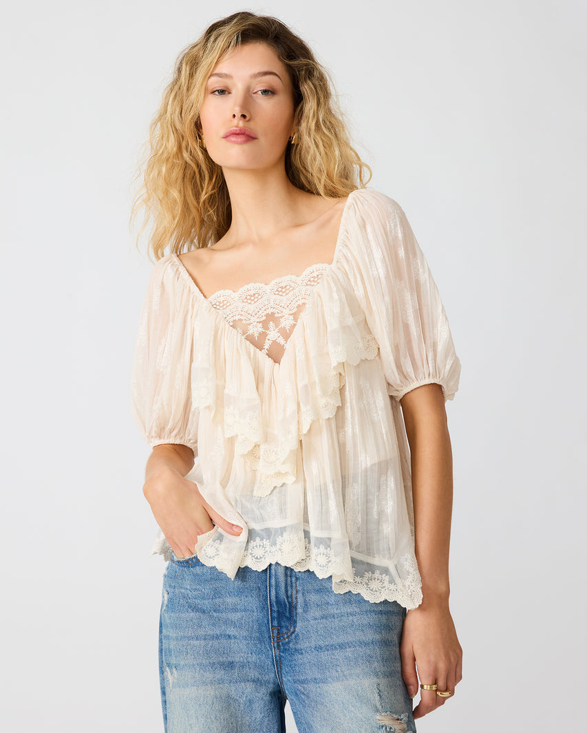 VICKIE TOP WHITE - Clothing - Steve Madden Canada