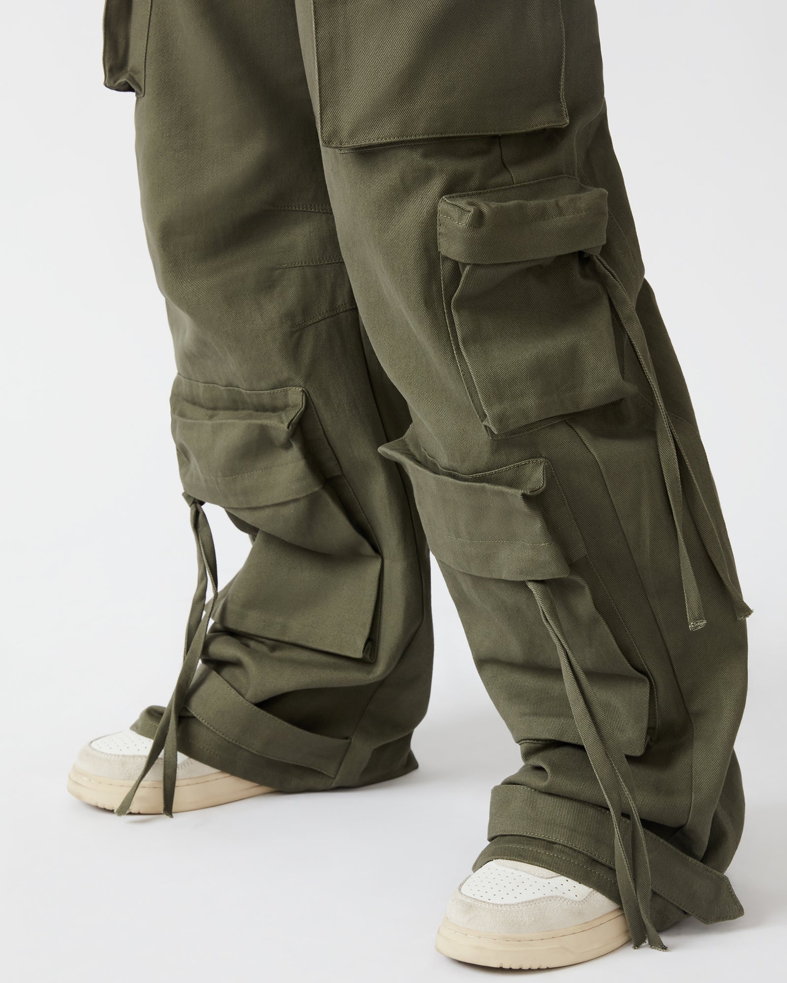DUO Green Cotton Cargo Pant Women's Designer Pants Steve Madden Canada