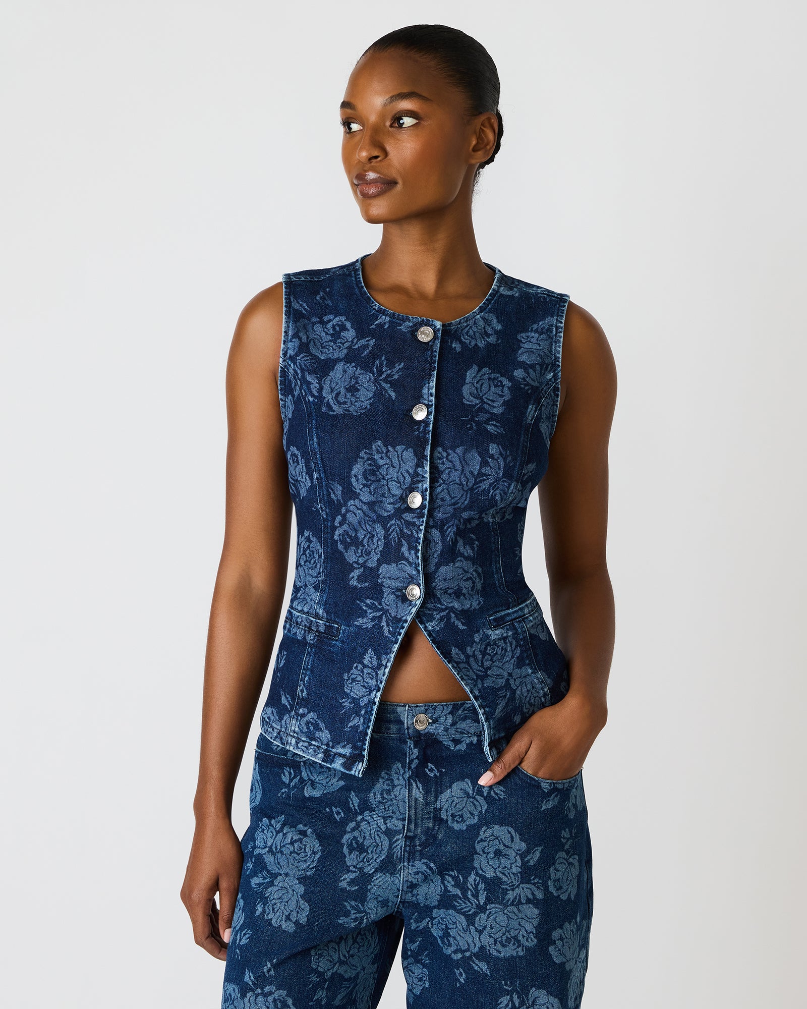 WELSEY TOP INDIGO - Clothing - Steve Madden Canada