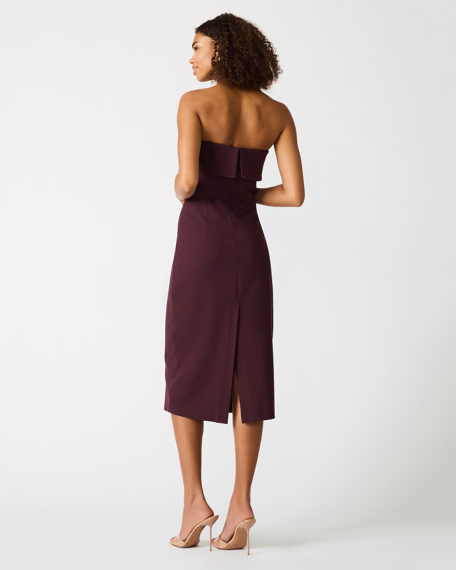 ROSLYNN Sleeveless Midi Brown Dress