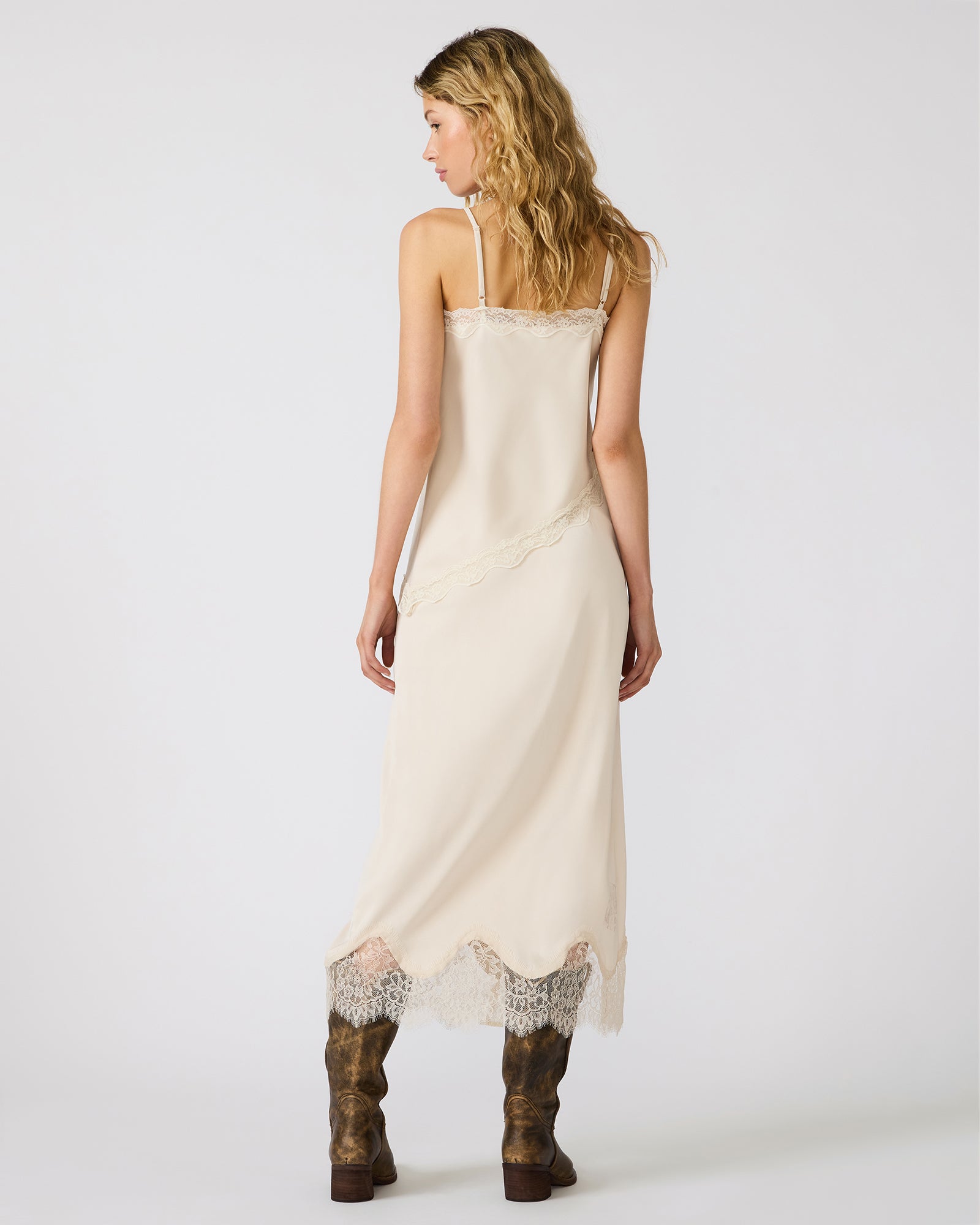LISSANDRA SKIRT IVORY - Clothing - Steve Madden Canada - view 5