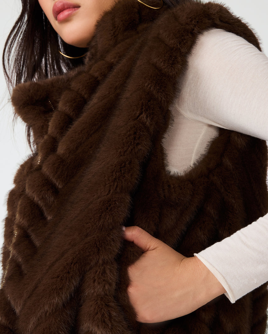LUXIE VEST ESPRESSO - Clothing - Steve Madden Canada - view 3