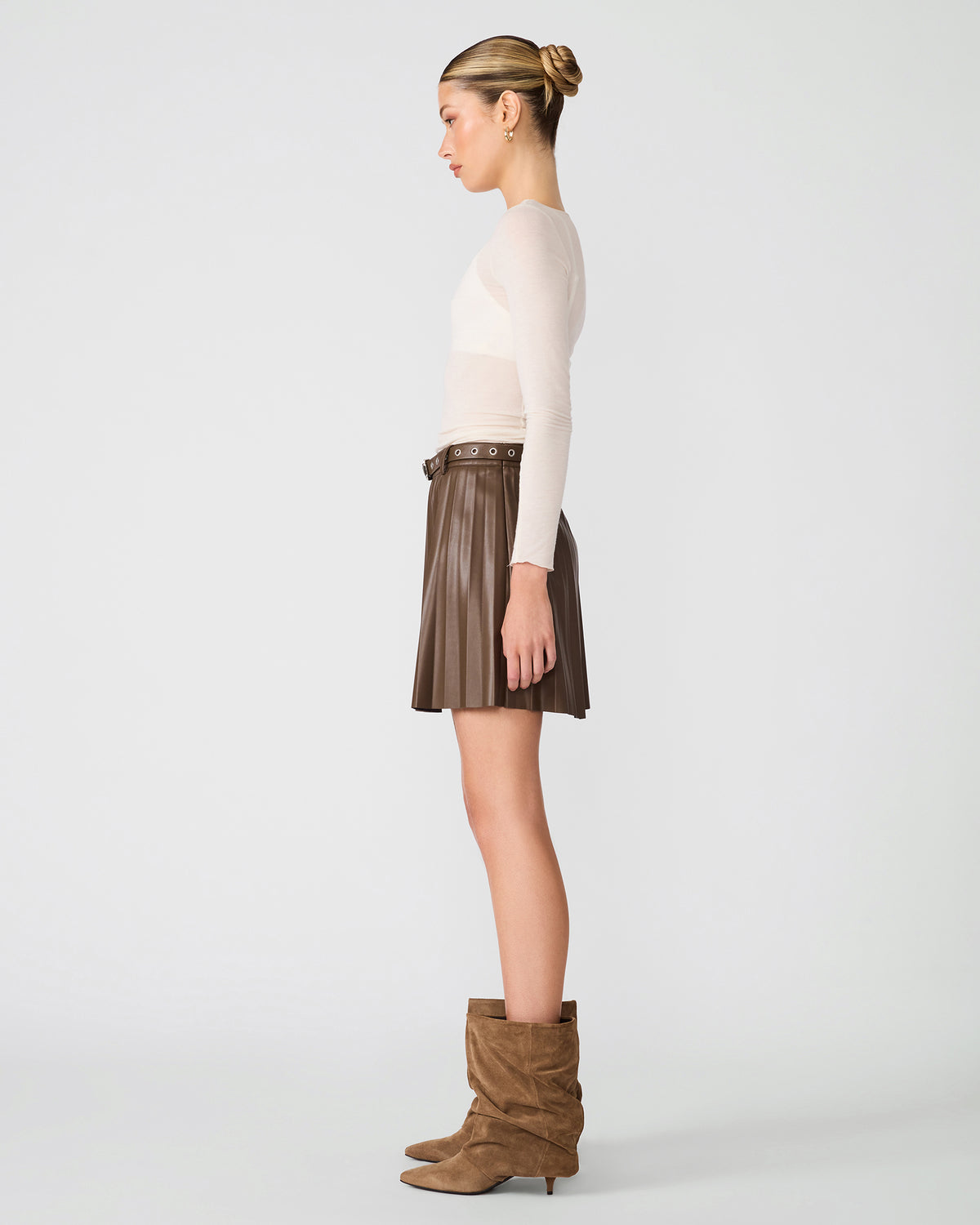 ISHA SKIRT COCOA - Clothing - Steve Madden Canada - view 3