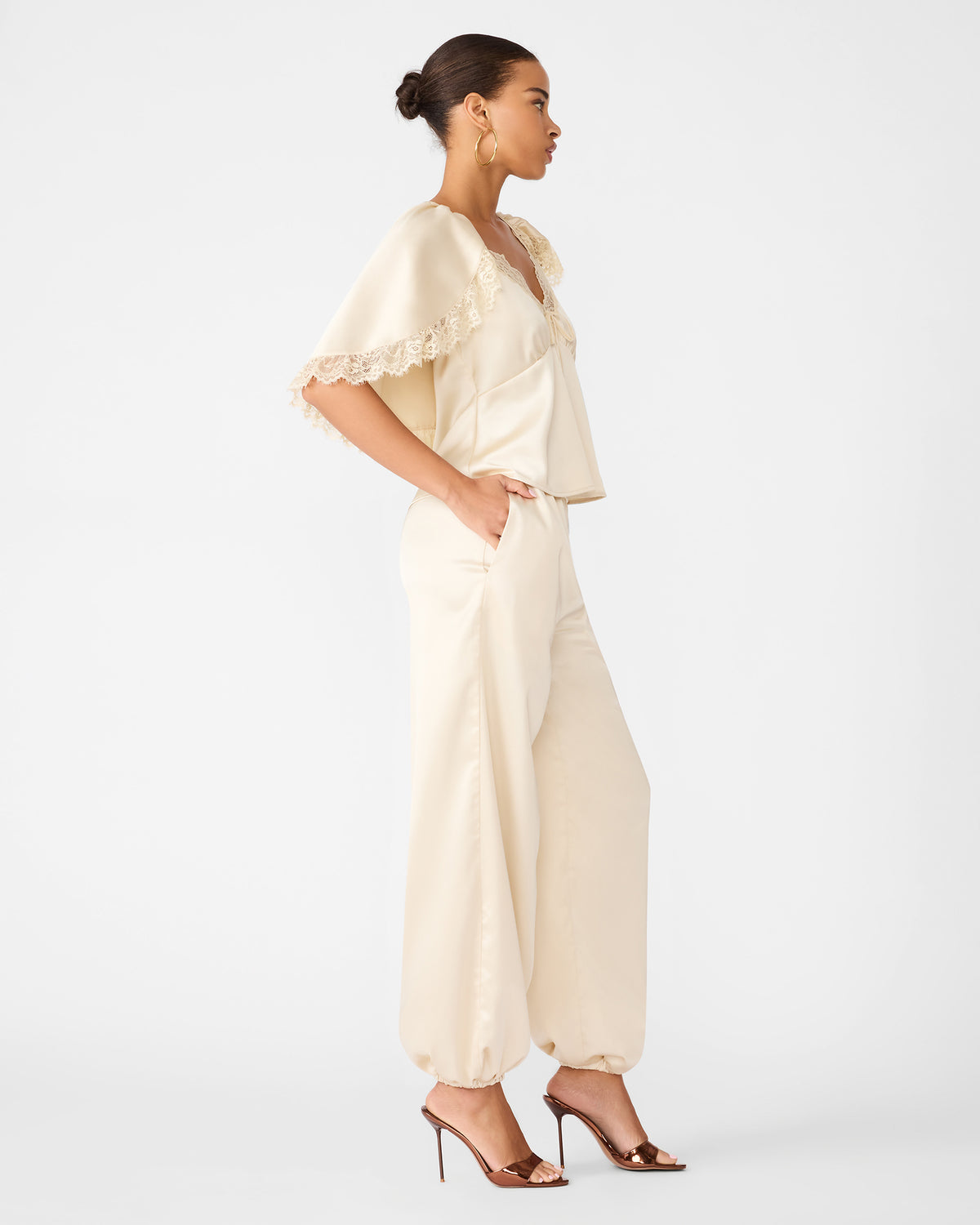 MARYANA TOP ALMOND - Clothing - Steve Madden Canada - view 3