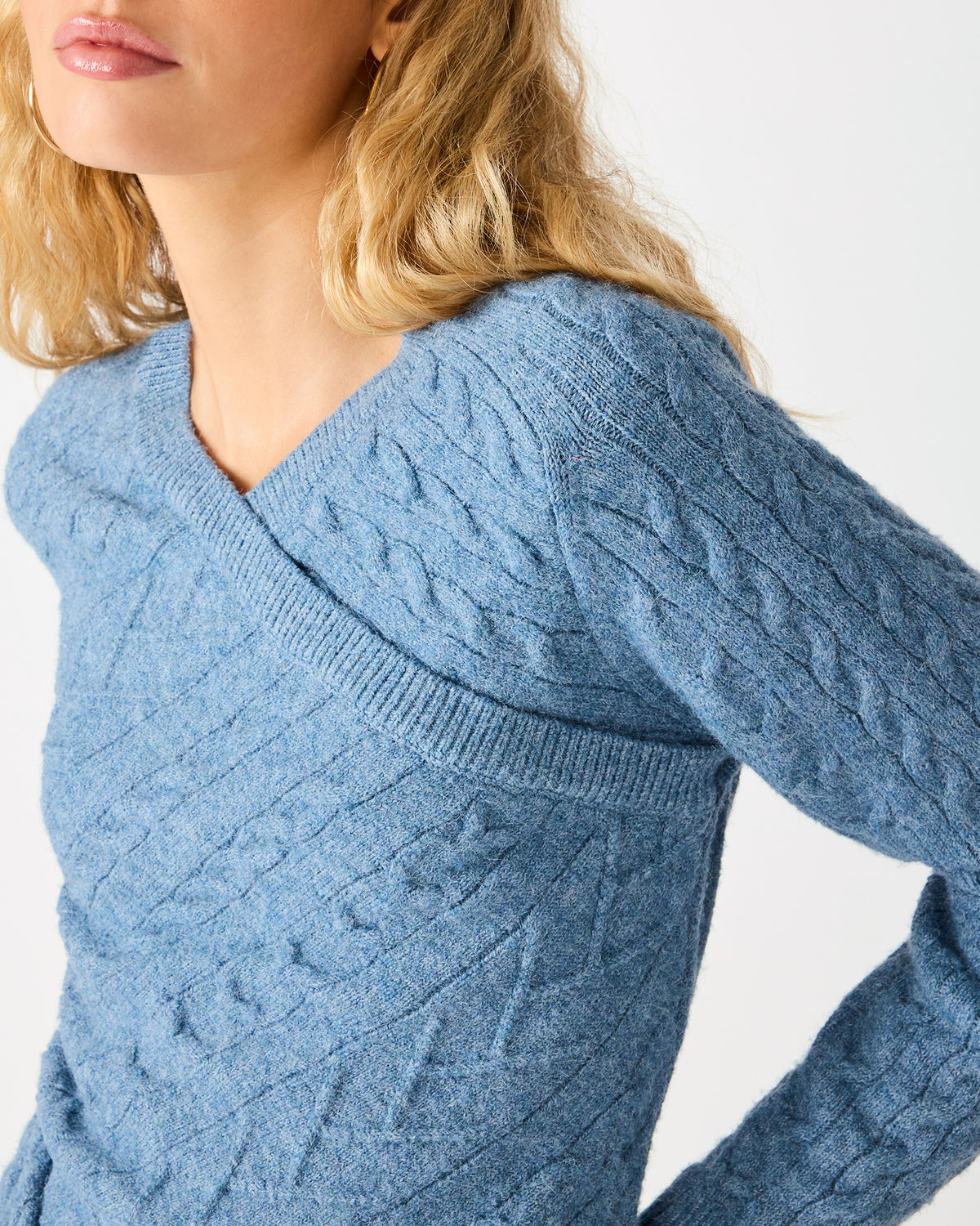 COLBIE SWEATER BLUE - Clothing - Steve Madden Canada - view 4
