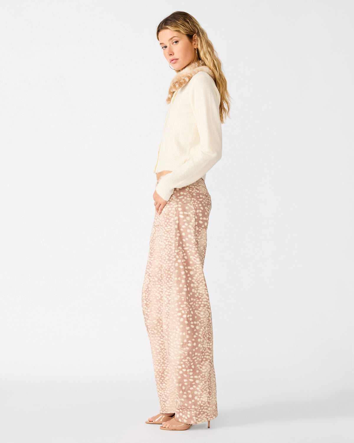 JADIE SWEATER WHITE - Clothing - Steve Madden Canada - view 3