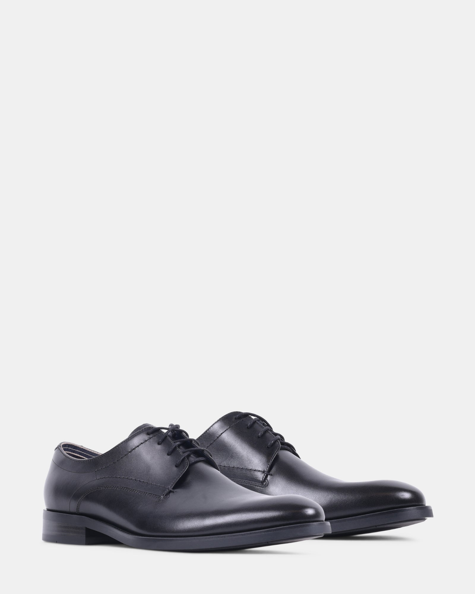 HELFANT BLACK LEATHER - Men's Shoes - Steve Madden Canada - view 2