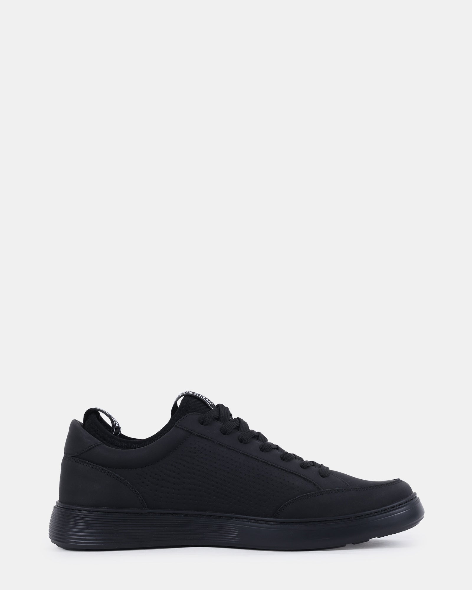 LAZLO BLACK NUBUCK - Men's Shoes - Steve Madden Canada