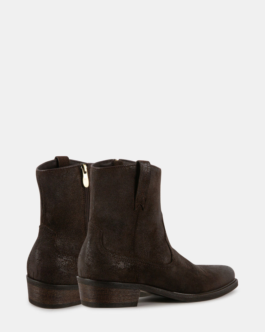 STERGIS BROWN SUEDE - Men's Shoes - Steve Madden Canada