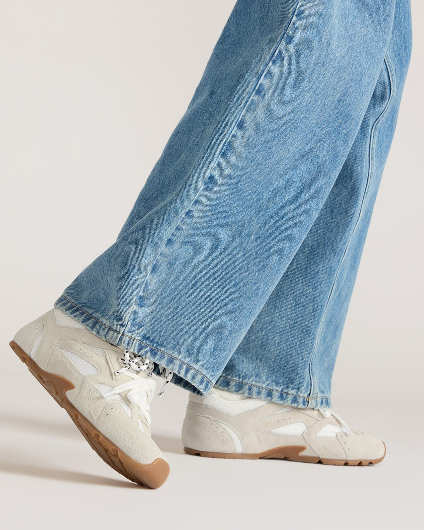 AZIEL WHITE SUEDE - Women's Shoes - Steve Madden Canada