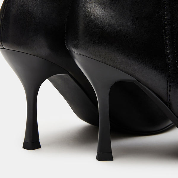 BRECKEN BLACK LEATHER - Women's Shoes - Steve Madden Canada