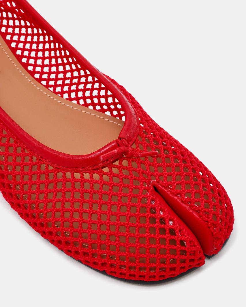 CALICO-M RED - Women's Shoes - Steve Madden Canada - view 3