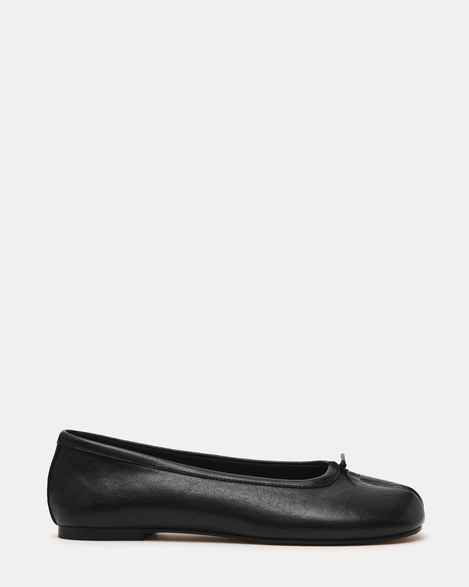 CALICO BLACK LEATHER - Women's Shoes - Steve Madden Canada - view 3