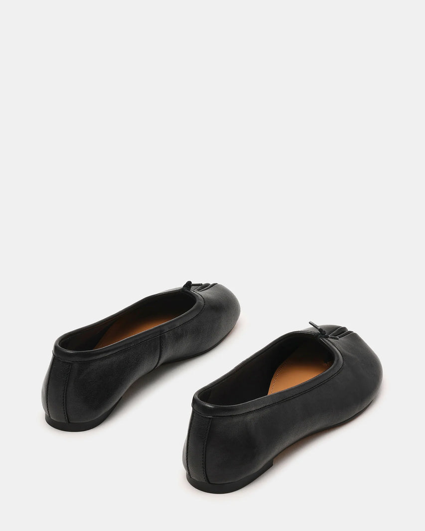 CALICO BLACK LEATHER - Women's Shoes - Steve Madden Canada - view 9