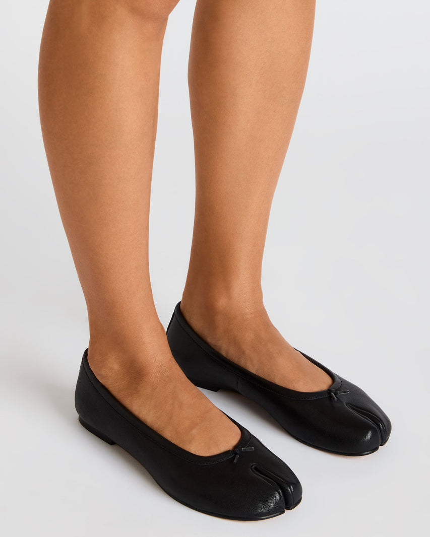 CALICO BLACK LEATHER - Women's Shoes - Steve Madden Canada - view 2