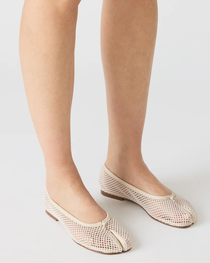 CALICO-M NATURAL - Women's Shoes - Steve Madden Canada - view 2