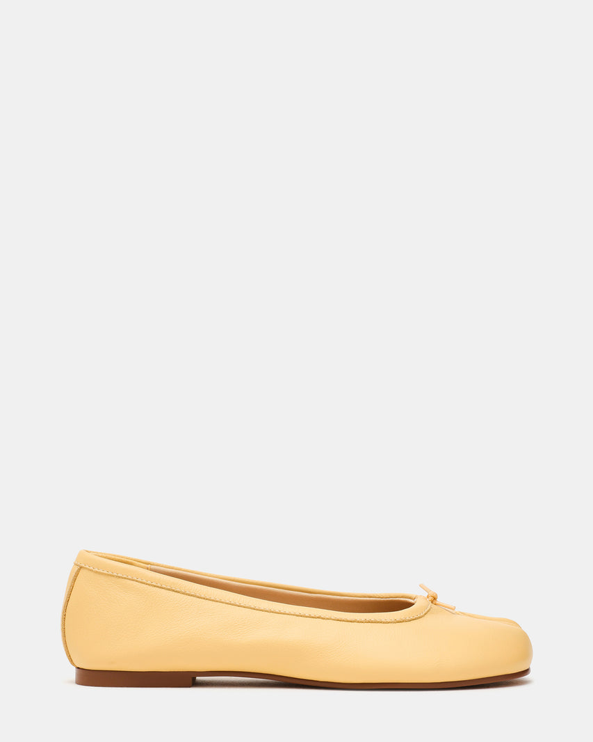 CALICO YELLOW LEATHER - Women's Shoes - Steve Madden Canada - view 2