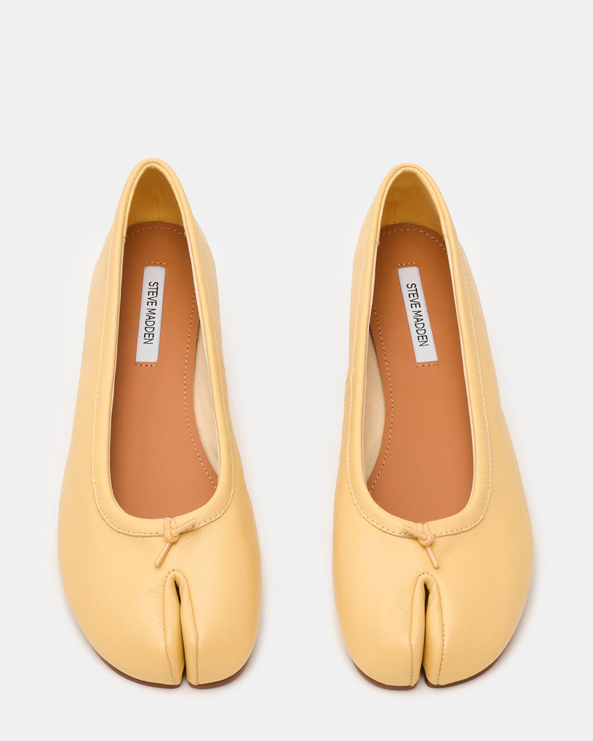 CALICO YELLOW LEATHER - Women's Shoes - Steve Madden Canada - view 4