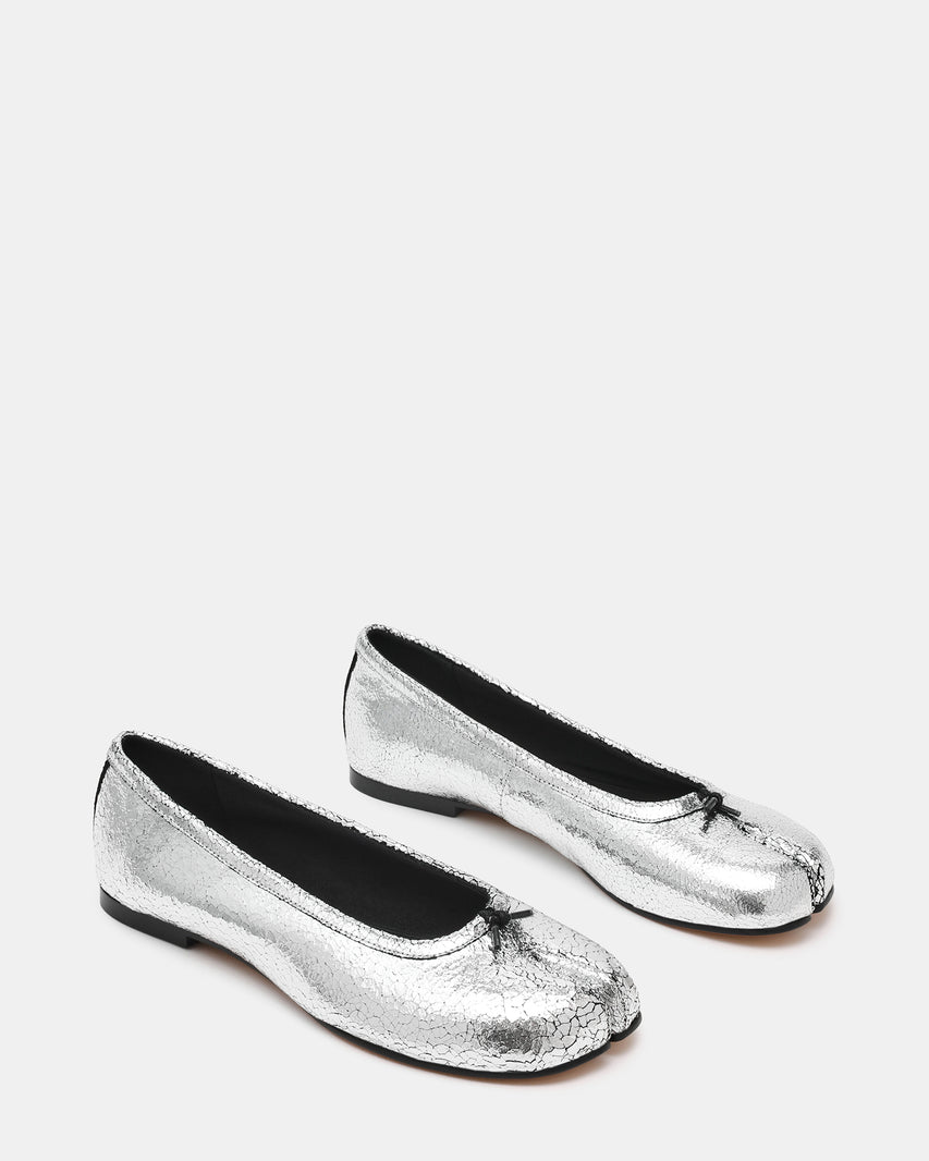 CALICO SILVER LEATHER - Women's Shoes - Steve Madden Canada