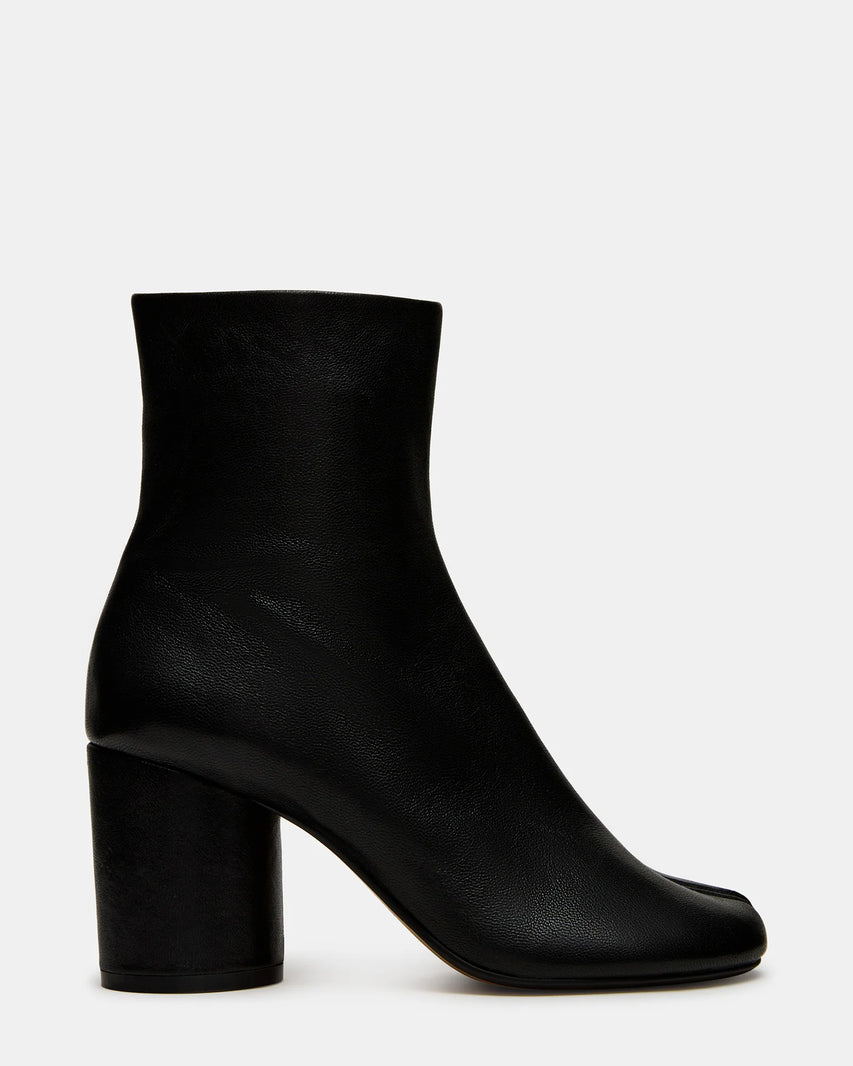 CARO BLACK LEATHER - Women's Shoes - Steve Madden Canada - view 3