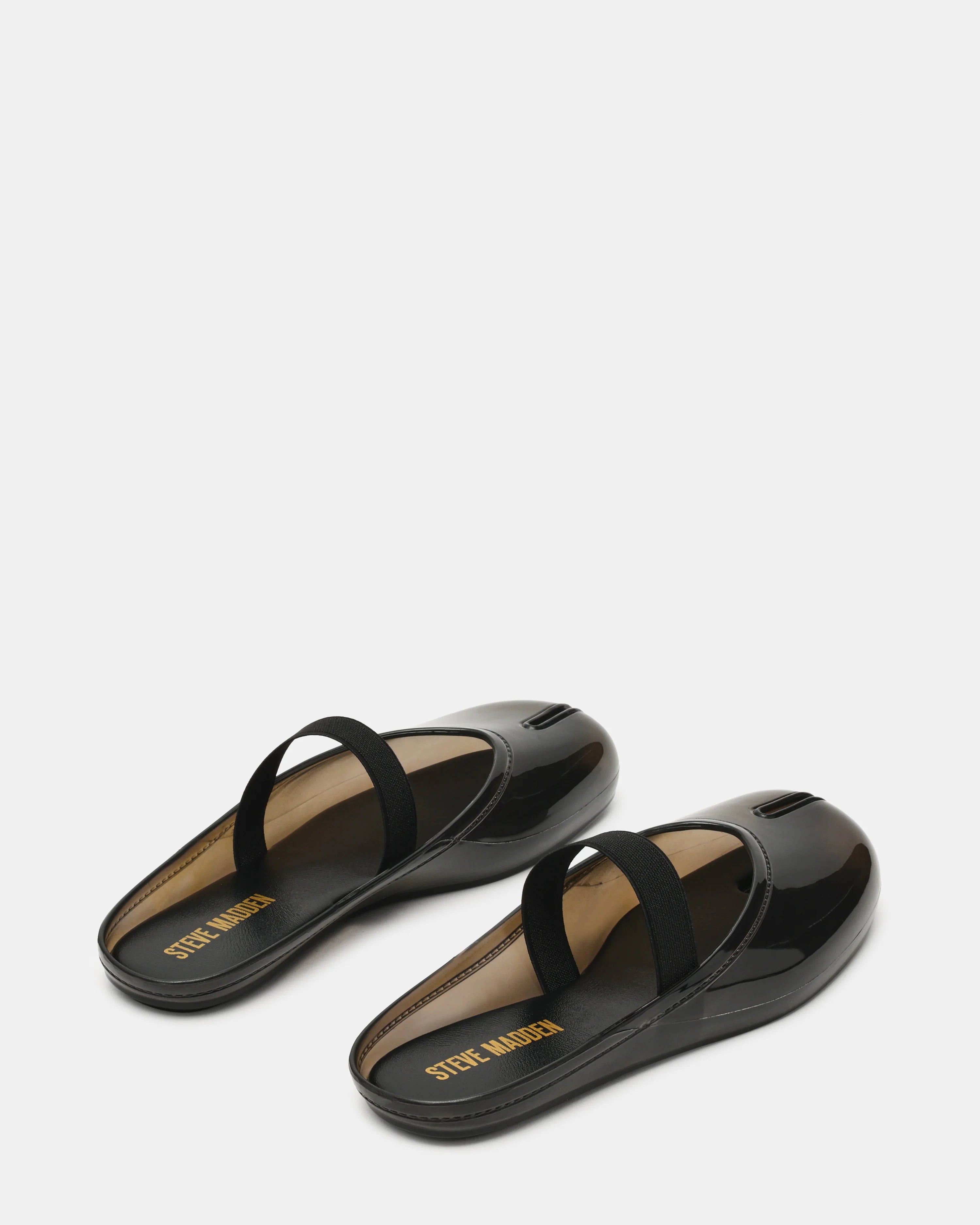 COVA BLACK - Women's Shoes - Steve Madden Canada - view 5