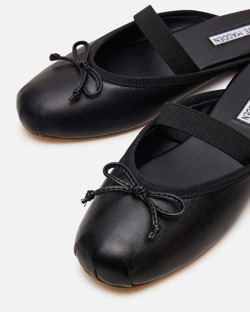 CUTESY BLACK LEATHER - Women's Shoes - Steve Madden Canada - view 4