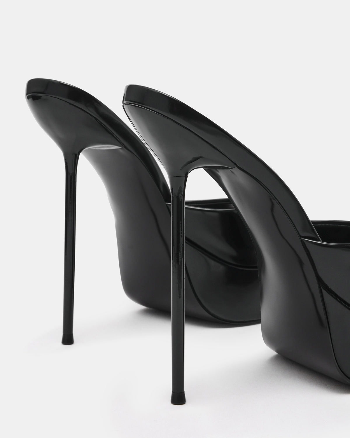 DARELIS BLACK - Women's Shoes - Steve Madden Canada - view 3