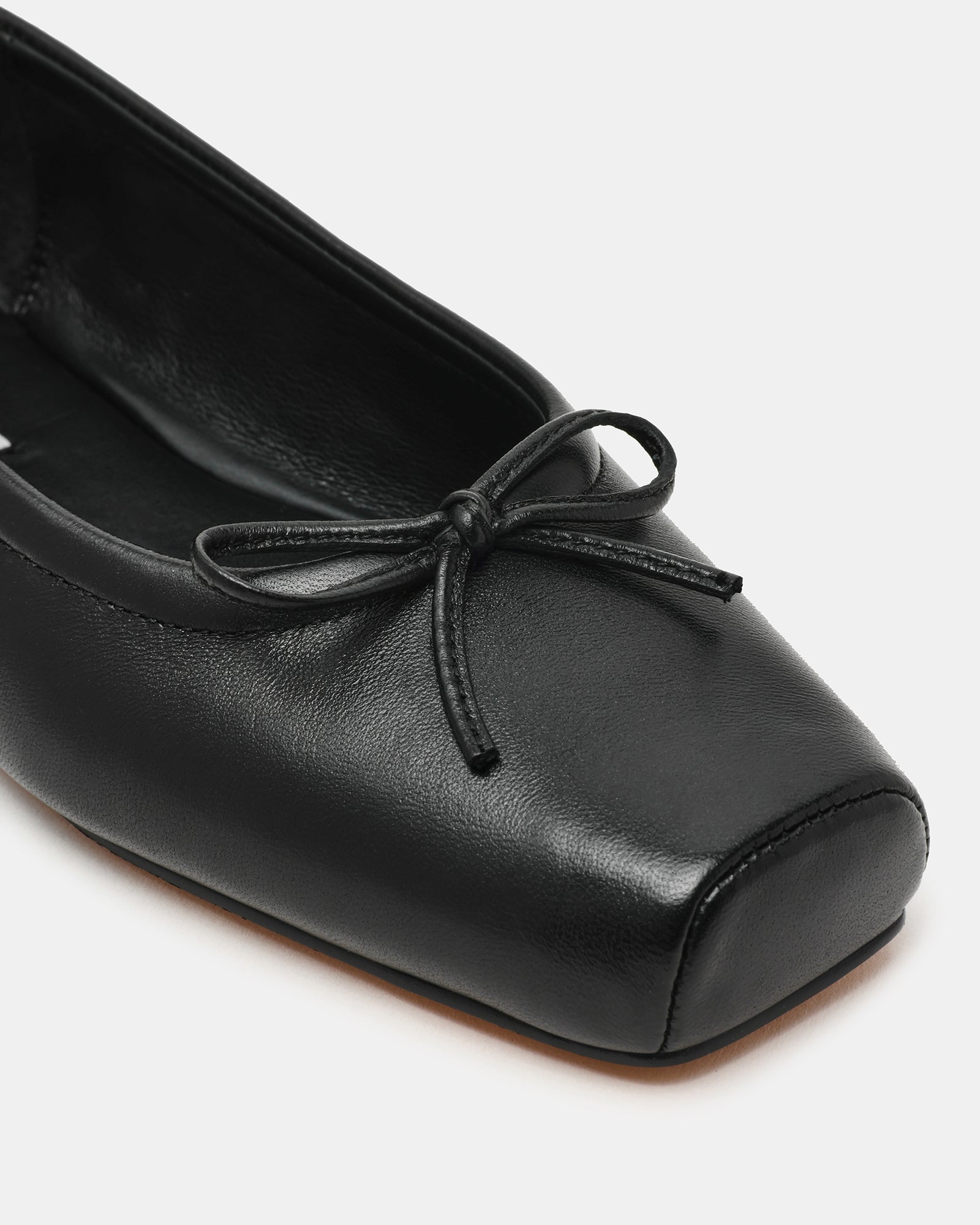 ELEVE BLACK LEATHER - Women's Shoes - Steve Madden Canada - view 3