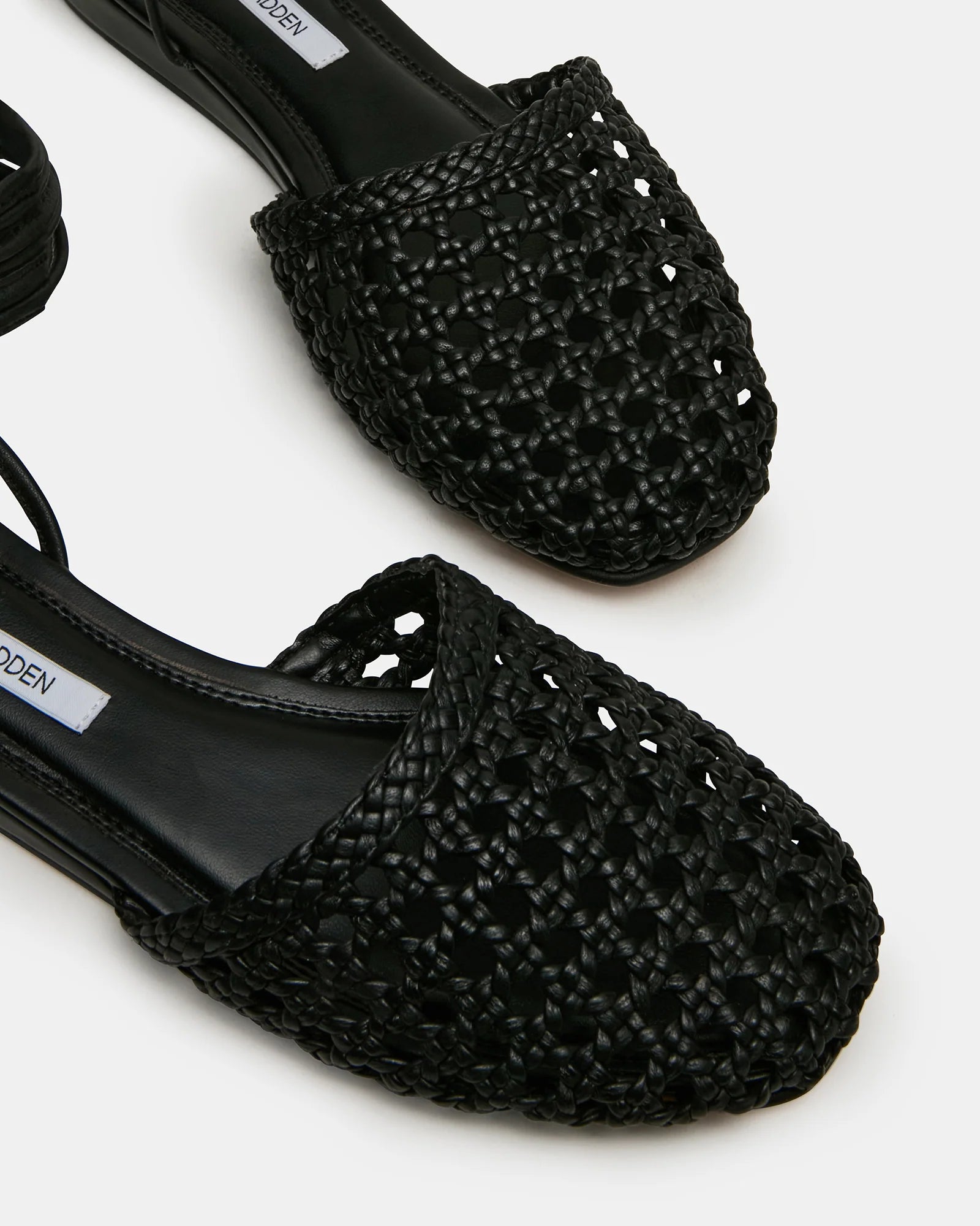FLUTTERRR BLACK LEATHER - Women's Shoes - Steve Madden Canada - view 4