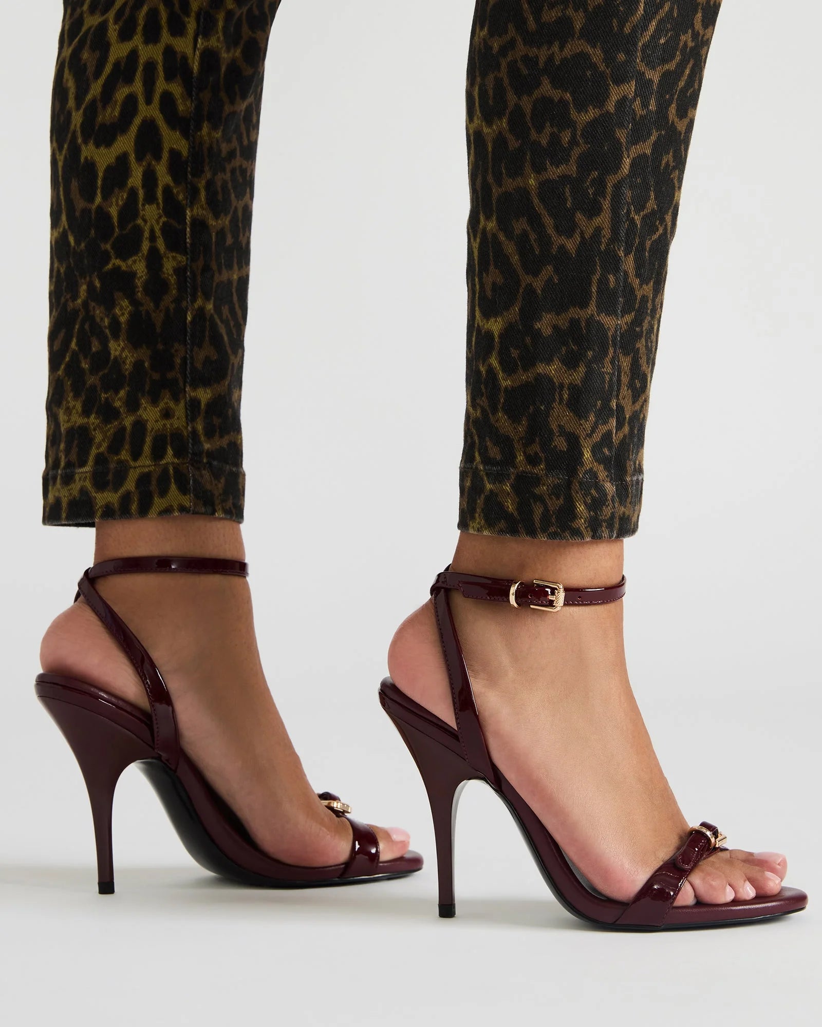 FOXX BURGUNDY - Women's Shoes - Steve Madden Canada - view 2