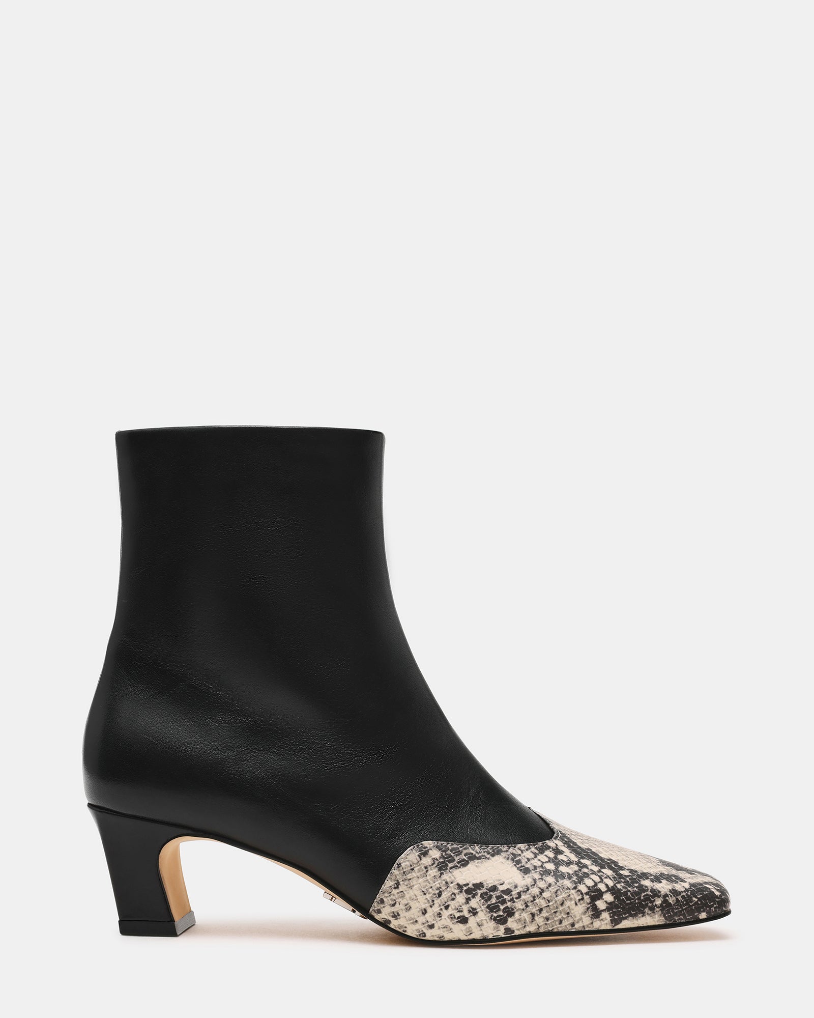 JAMASON-A BLACK MULTI - Women's Shoes - Steve Madden Canada