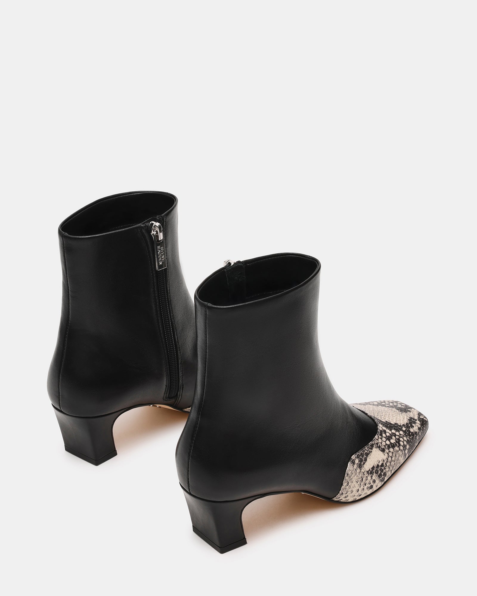 JAMASON-A BLACK MULTI - Women's Shoes - Steve Madden Canada