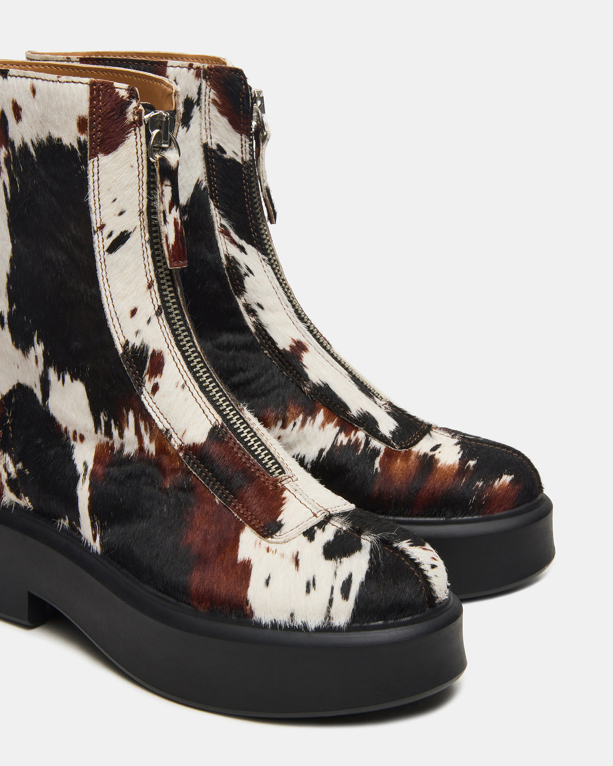 JONES-H COW - Women's Shoes - Steve Madden Canada - view 3