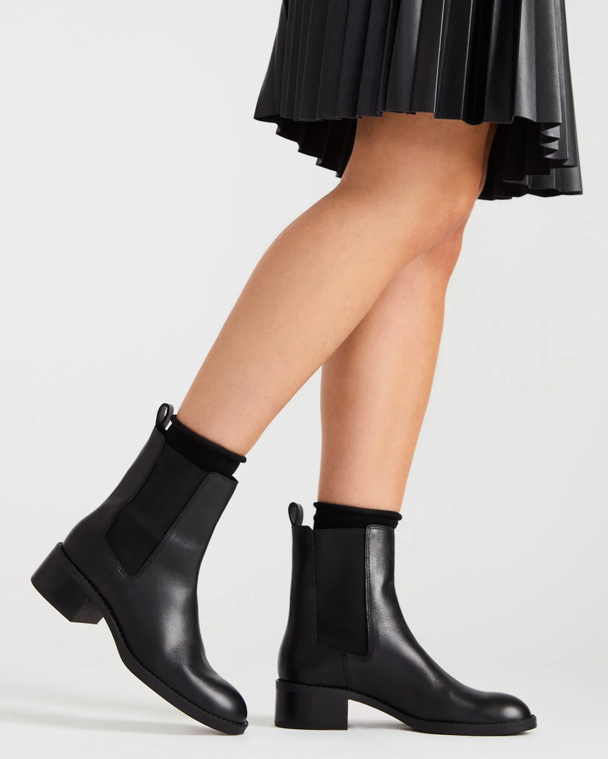 KAPLAN BLACK LEATHER - Women's Shoes - Steve Madden Canada - view 2