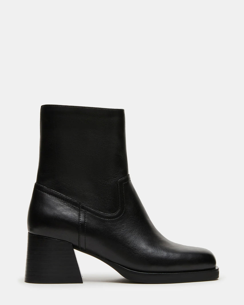 LATCHES BLACK LEATHER - Women's Shoes - Steve Madden Canada