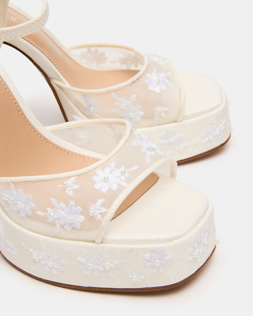 LIANDRA-E WHITE - Women's Shoes - Steve Madden Canada - view 5