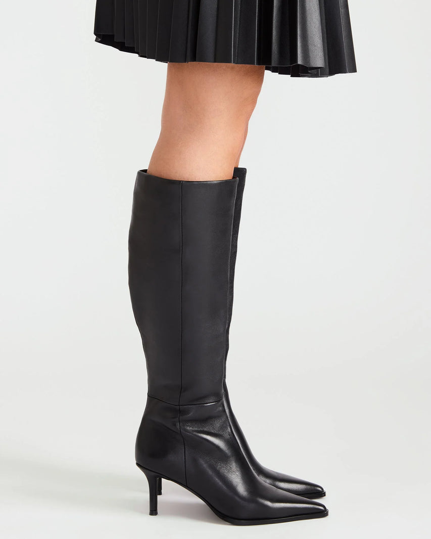 LINGO BLACK LEATHER - Women's Shoes - Steve Madden Canada - view 2