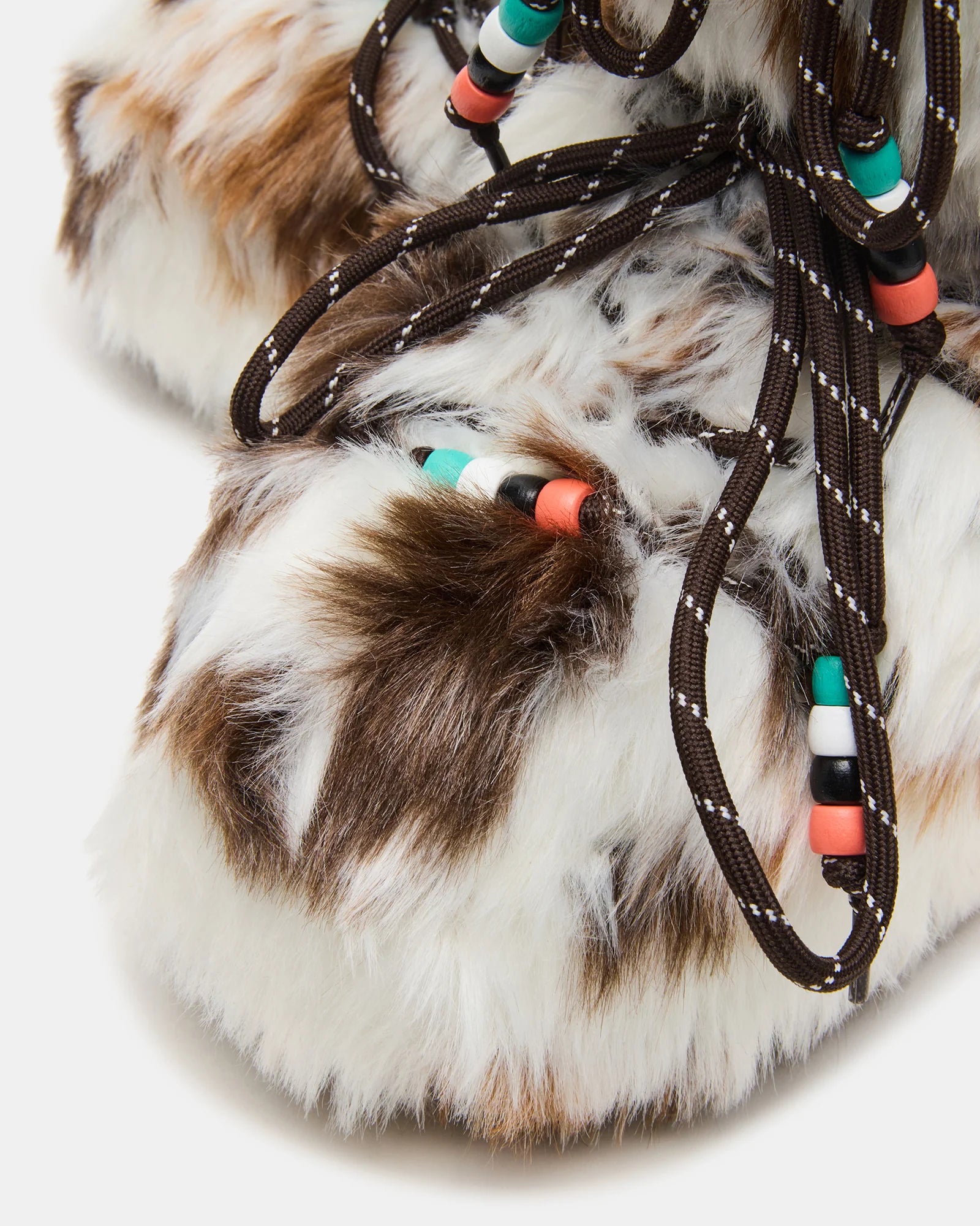 MIRO COW - Women's Shoes - Steve Madden Canada - view 3