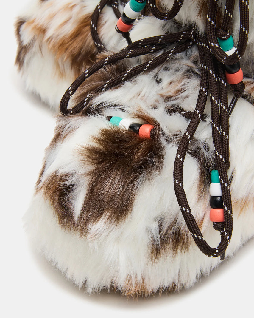 MIRO COW - Women's Shoes - Steve Madden Canada - view 3