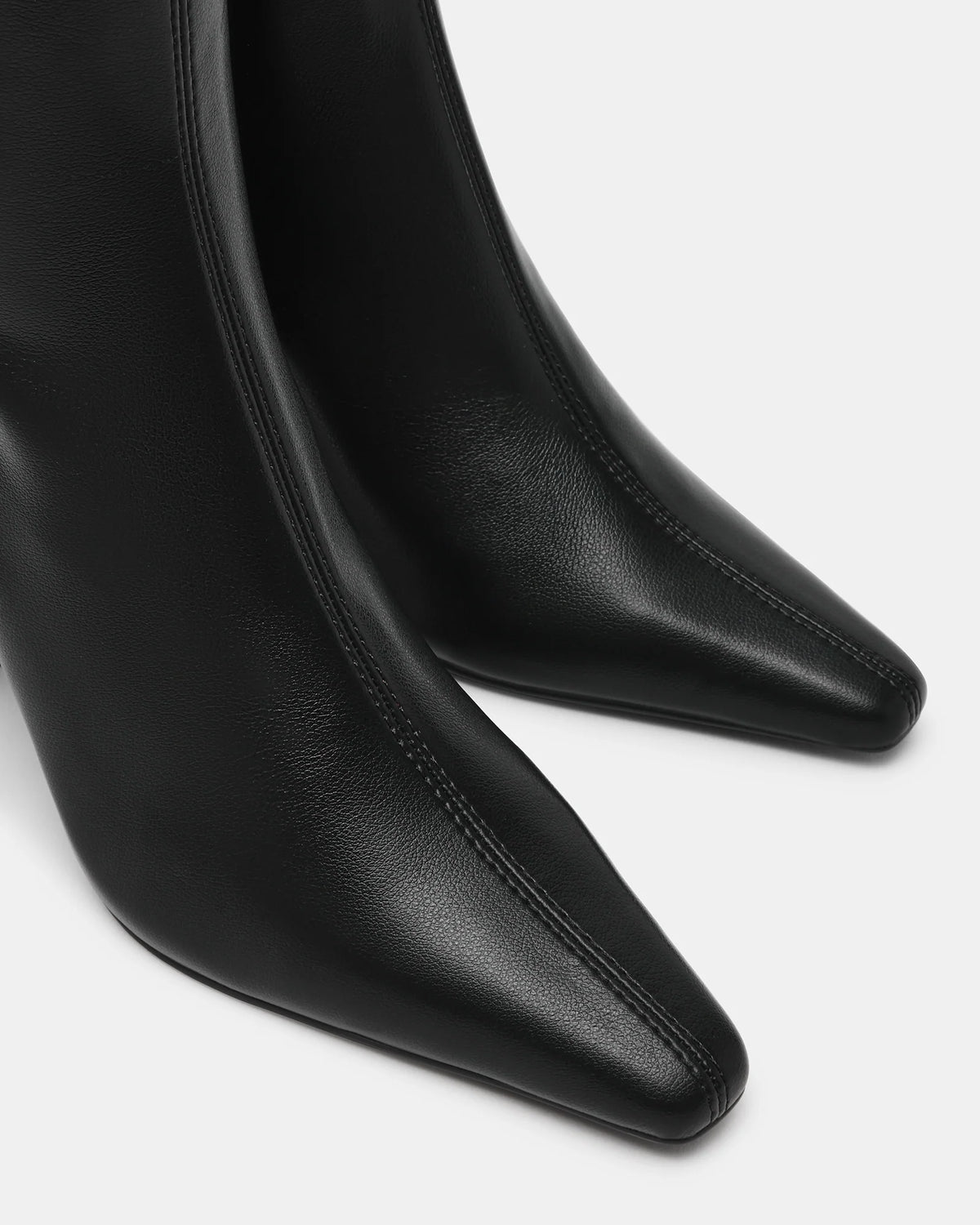 NOTTA BLACK - Women's Shoes - Steve Madden Canada - view 4