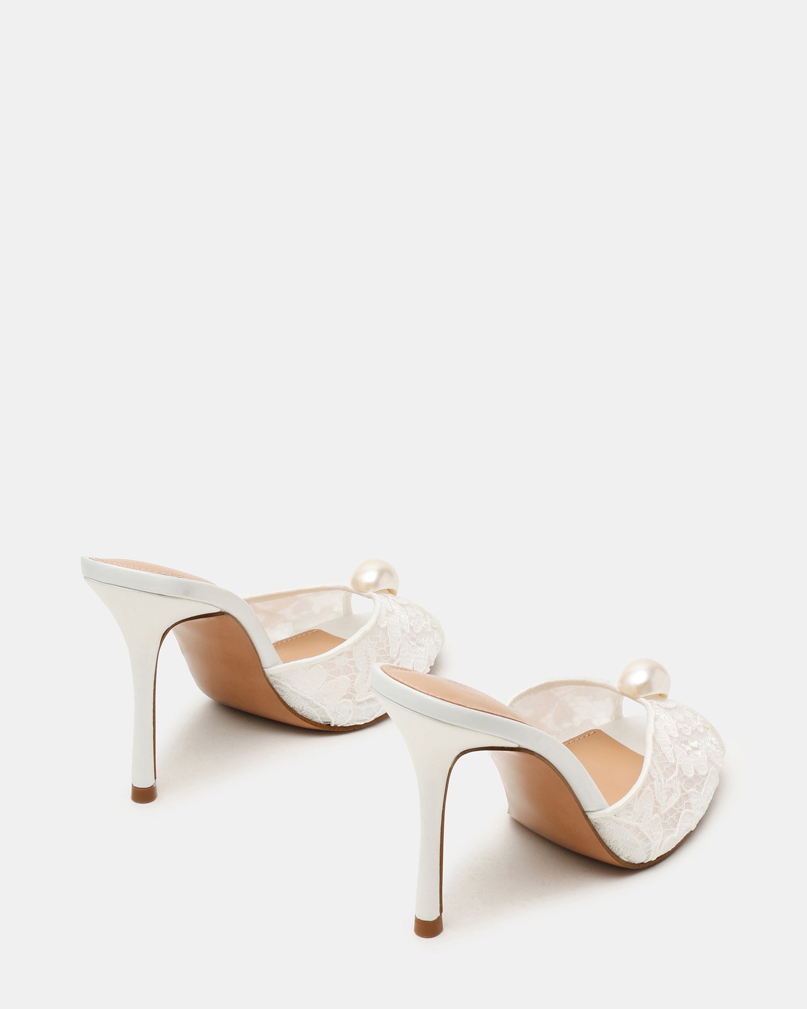 PRIYAA-P WHITE - Women's Shoes - Steve Madden Canada