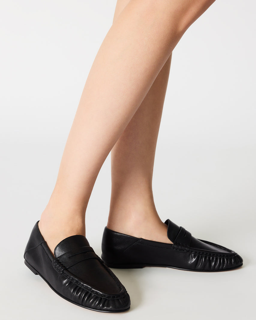 ROGER BLACK LEATHER - Women's Shoes - Steve Madden Canada - view 2