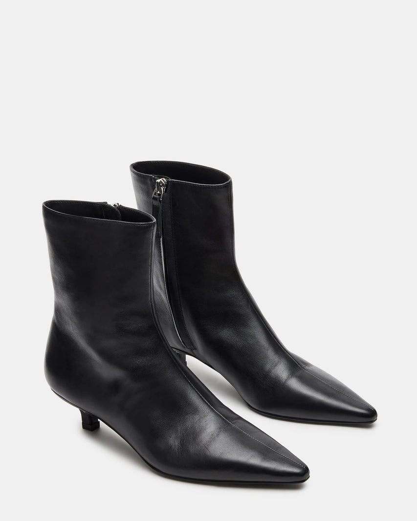 VILE BLACK LEATHER - Women's Shoes - Steve Madden Canada - view 2
