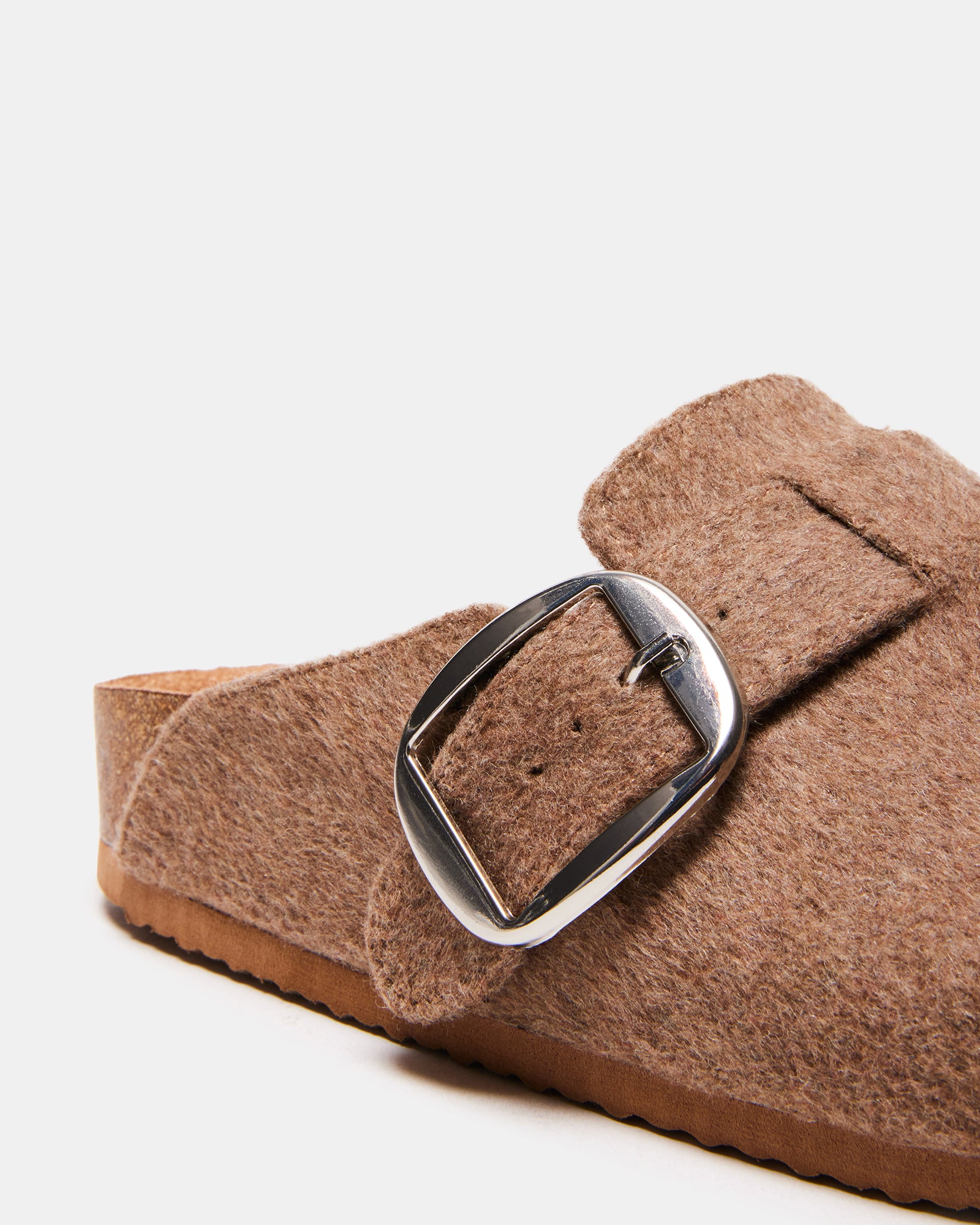 SAMM TAN – Steve Madden Canada - Main Image