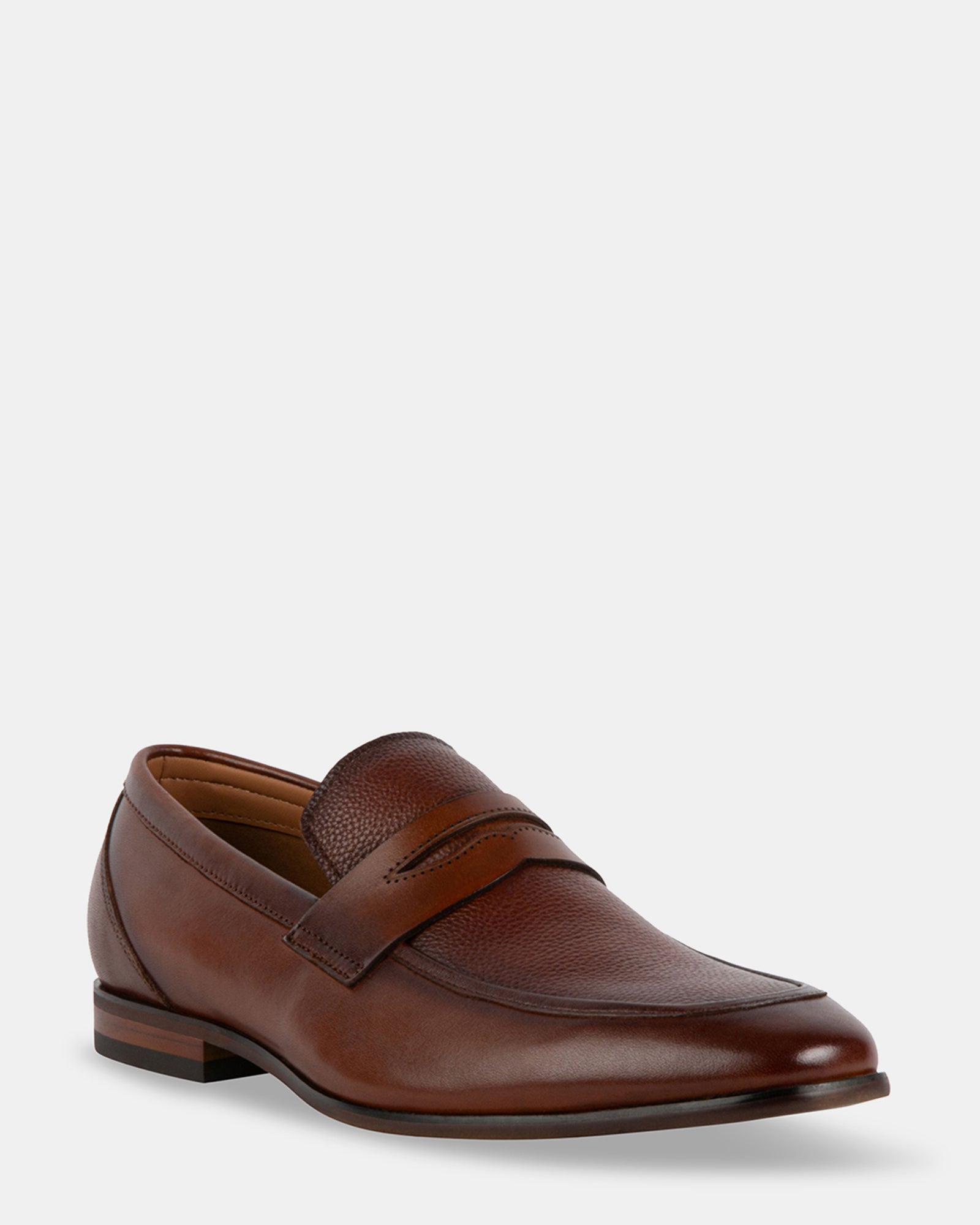 TAVER TAN LEATHER - Men's Shoes - Steve Madden Canada