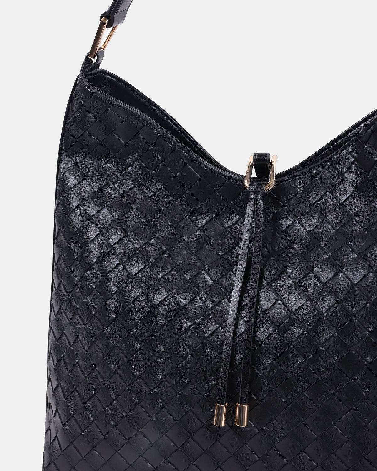 BTESSA BLACK - Handbags - Steve Madden Canada - view 2