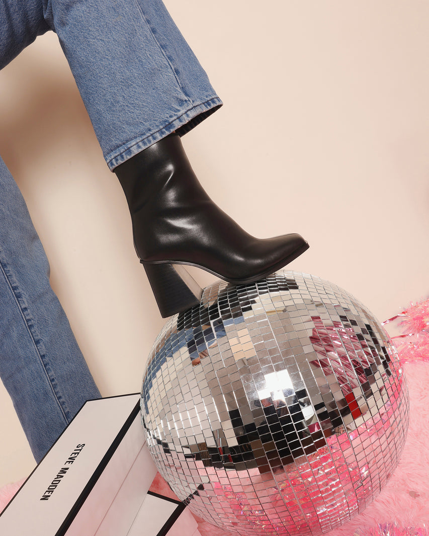PRACTICE BLACK - Women's Shoes - Steve Madden Canada - view 2