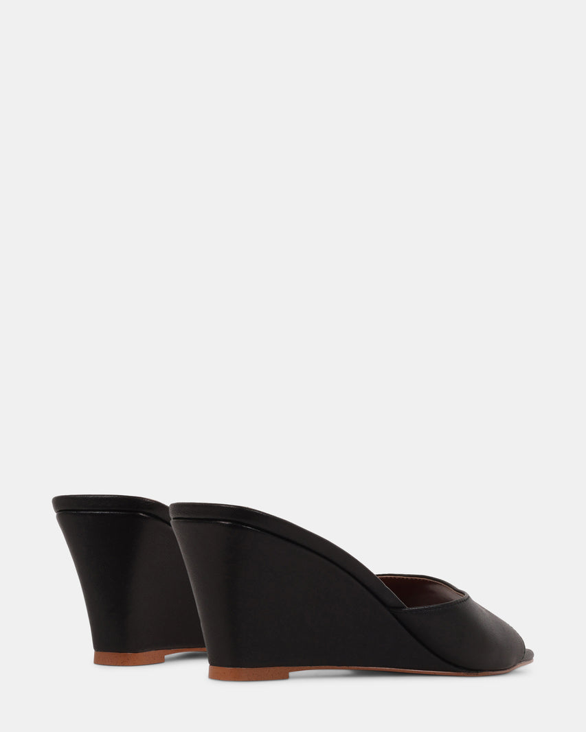 SELESTE BLACK LEATHER - Women's Shoes - Steve Madden Canada - view 6