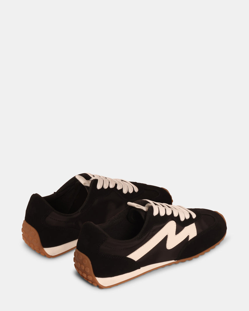 CASPER BLACK WHITE - Women's Shoes - Steve Madden Canada - view 6